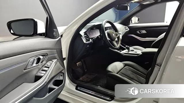 BMW 3 Series (G20) 2021 Белый из Кореи, фото 3