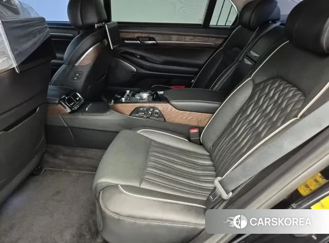 Genesis G90 2021 Черный из Кореи, фото 3