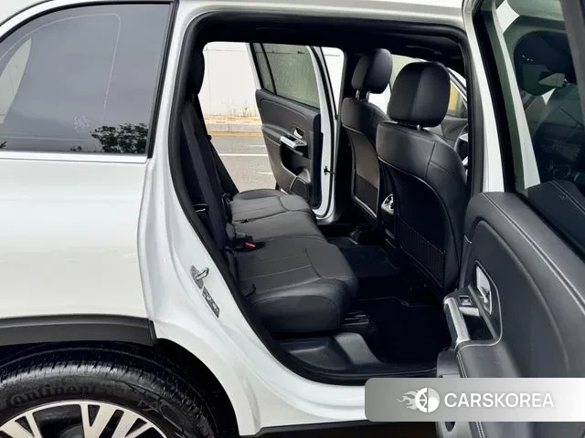 Mercedes-Benz GLB-Class X247 2024 Белый из Кореи, фото 3