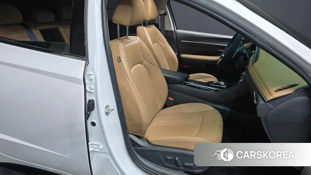 Hyundai Sonata (DN8) 2020 Белый из Кореи, фото 3