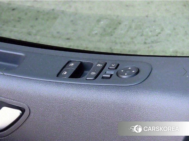 Hyundai Staria 2023 Белый из Кореи, фото 3