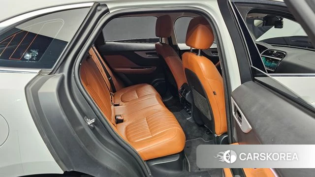Jaguar F-PACE 2019 Белый из Кореи, фото 3