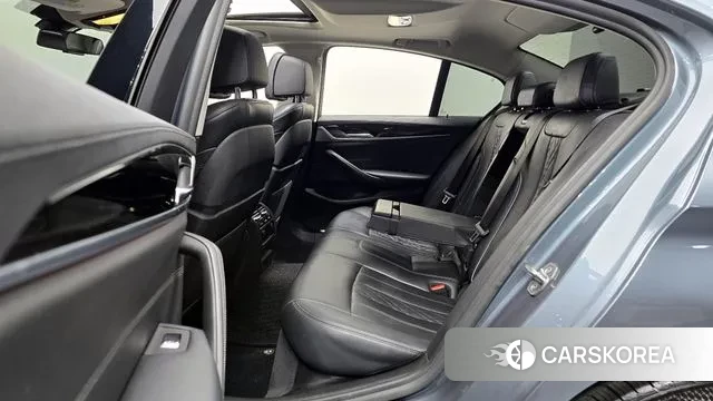 BMW 5 Series (G30) 2019 Серый из Кореи, фото 3