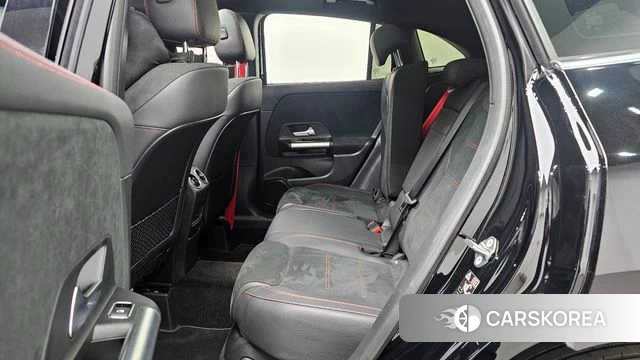 Mercedes-Benz GLA - Class H247 2023 Черный из Кореи, фото 3