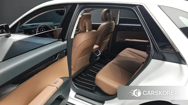 Hyundai Grandeur Hybrid (GN7) 2023 Белый из Кореи, фото 3