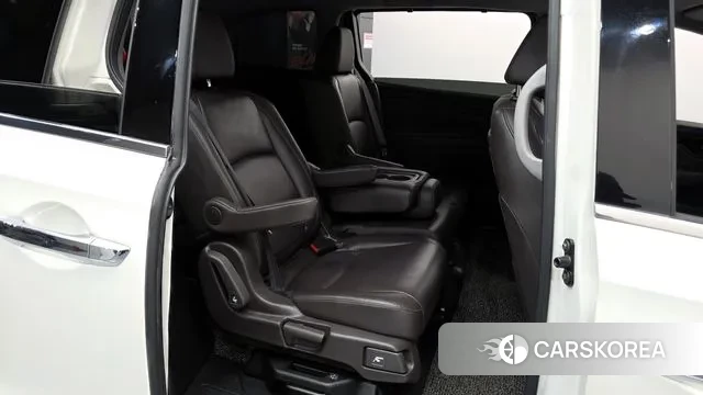 Honda Odyssey 2019 Белый из Кореи, фото 3