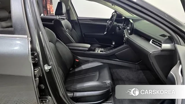 Kia K5 3rd generation 2021 Серый из Кореи, фото 3