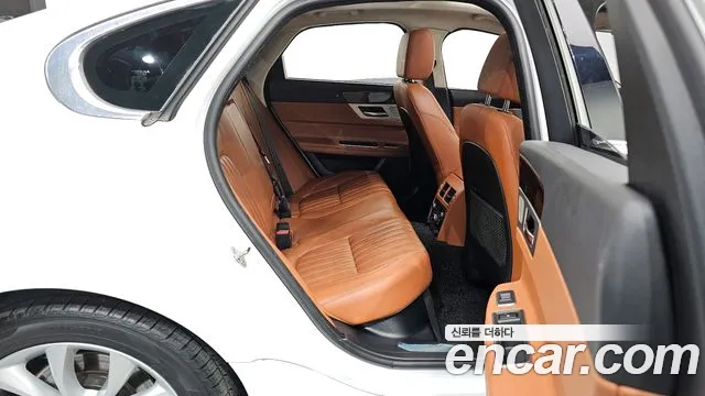 Jaguar XF (X260) id 2495656 из Кореи 3