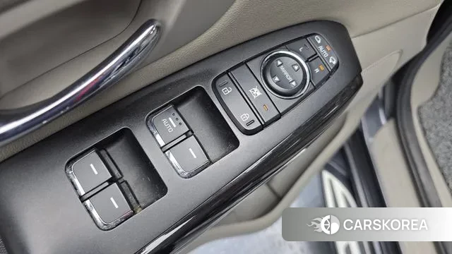 Kia The New Carnival 2018 Серый из Кореи, фото 3