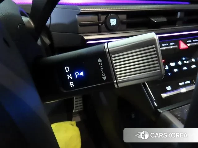 Hyundai Santa Fe (MX5) 2023 Белый из Кореи, фото 3