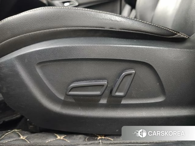 Roewe Ei5 2018 Белый из Китая, фото 3