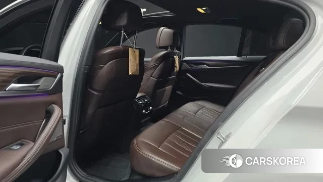 BMW 5 Series (G30) 2020 Белый из Кореи, фото 3