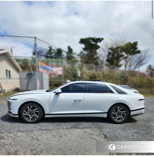 Hyundai Grandeur Hybrid (GN7) 2023 Белый из Кореи, фото 3