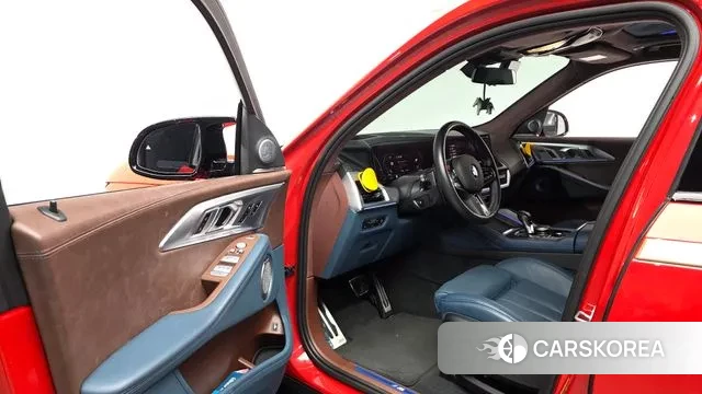 BMW XM (G09) 2023 Оранжевый из Кореи, фото 3