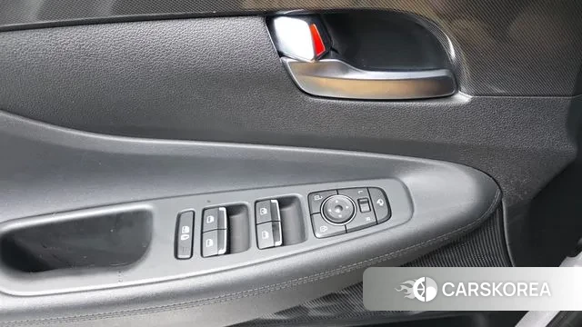 Hyundai The New Santa Fe 2020 Белый из Кореи, фото 3