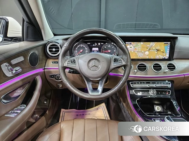 Mercedes-Benz E-Class W213 2018 Белый из Кореи, фото 3
