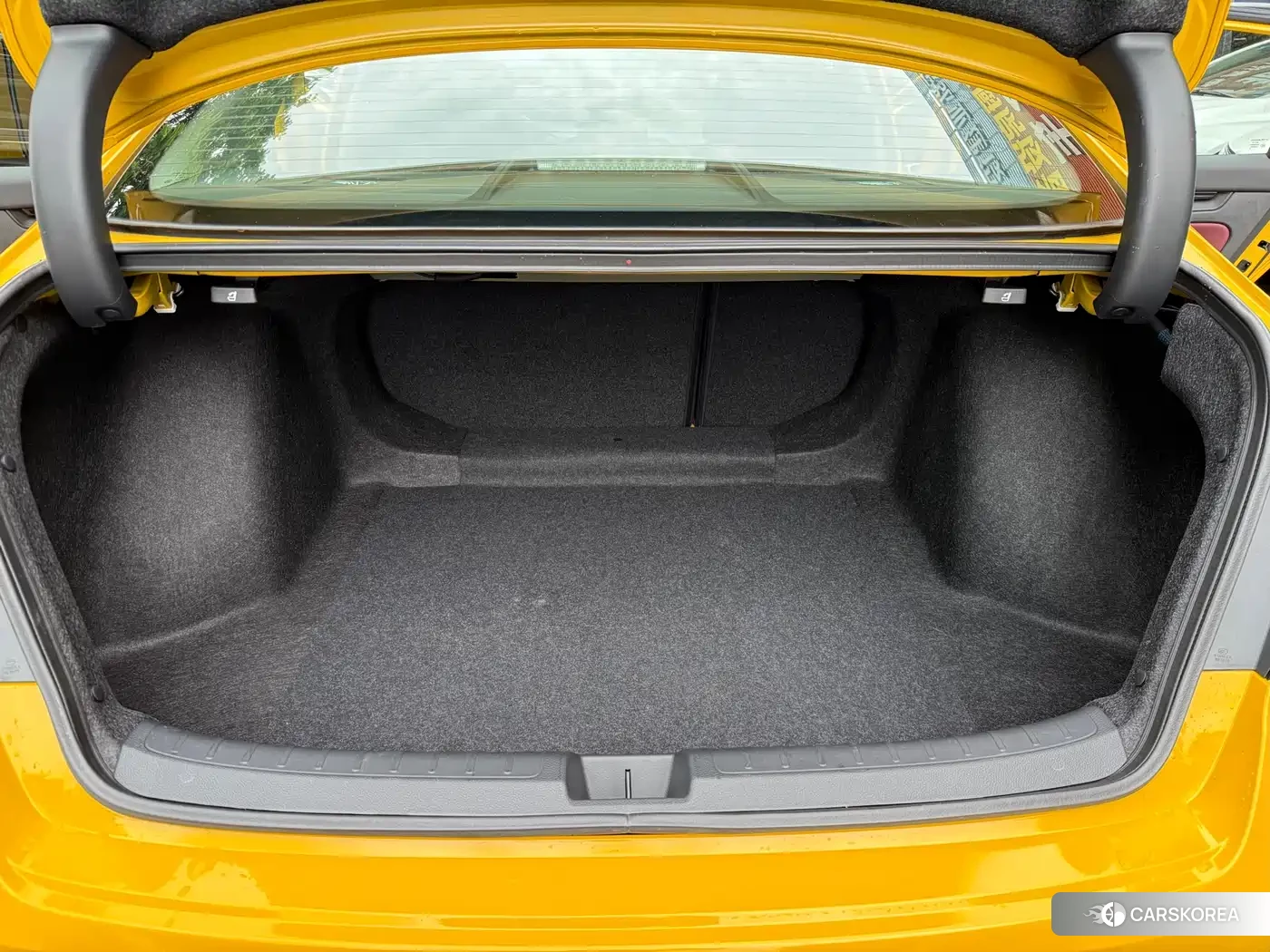 Honda Integra 2023 Yellow/orange из Китая, фото 3