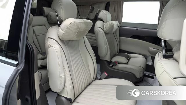 Kia The New Carnival 4th Generation 2025 Серый из Кореи, фото 3