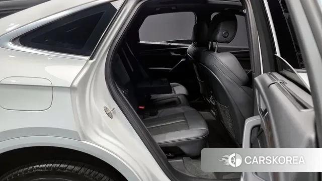 Audi Q5 (FY) 2023 Белый из Кореи, фото 3