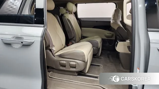 Kia The New Carnival 4th Generation 2024 Серебряный из Кореи, фото 3