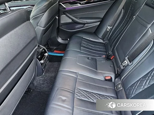 BMW 5 Series (G30) 2020 Серый из Кореи, фото 3