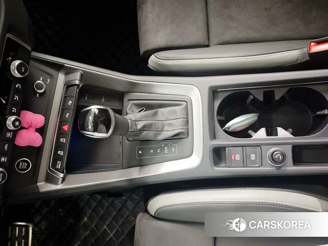 Audi Q3 2023 Белый из Китая, фото 3
