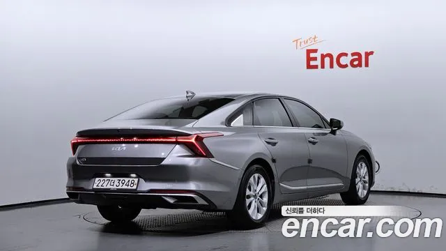 Kia K8 2021 Серебристо-серый из Кореи, фото 3