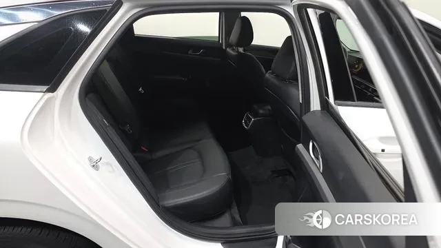 Kia The New K5 3rd generation 2024 Белый из Кореи, фото 3