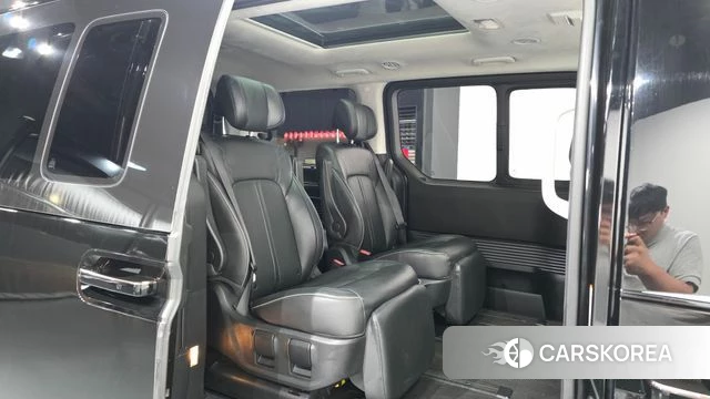 Hyundai Staria 2021 Черный из Кореи, фото 3
