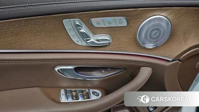 Mercedes-Benz E-Class W213 2020 Белый из Кореи, фото 3