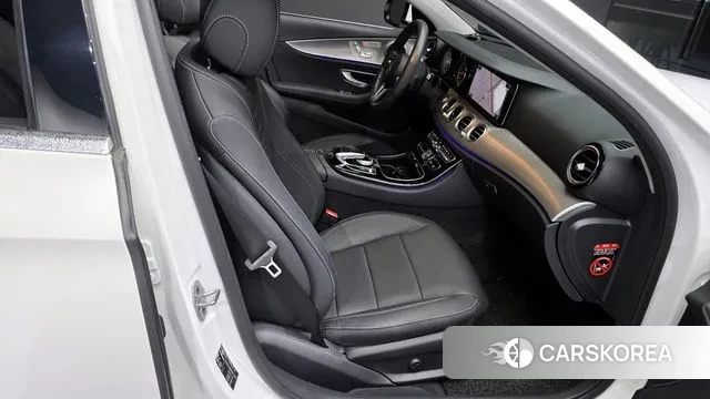 Mercedes-Benz E-Class W213 2019 Белый из Кореи, фото 3