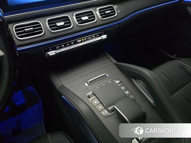 Mercedes-Benz GLE-Class W167 2026 Белый из Кореи, фото 3