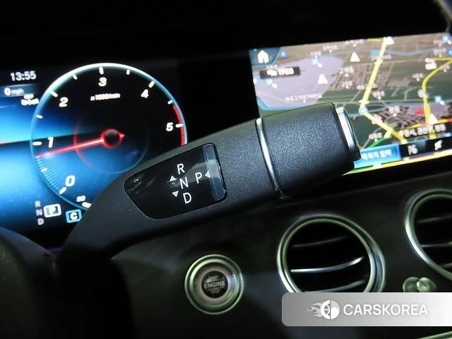 Mercedes-Benz E-Class W213 2022 Серый из Кореи, фото 3