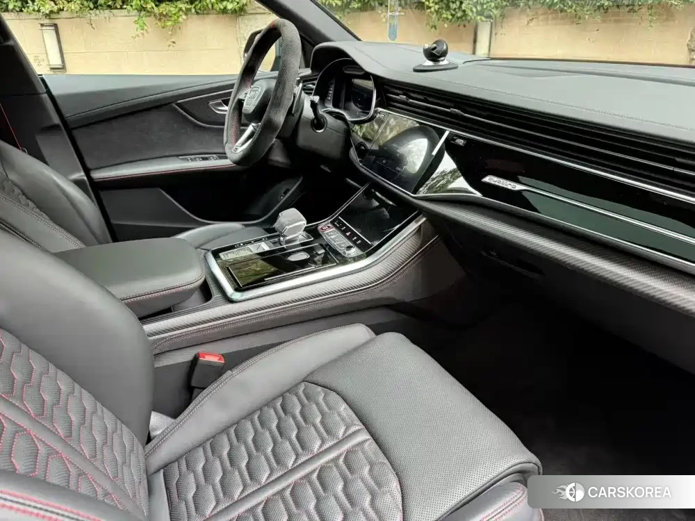 Audi RS Q8 2026 Черный из Китая, фото 3