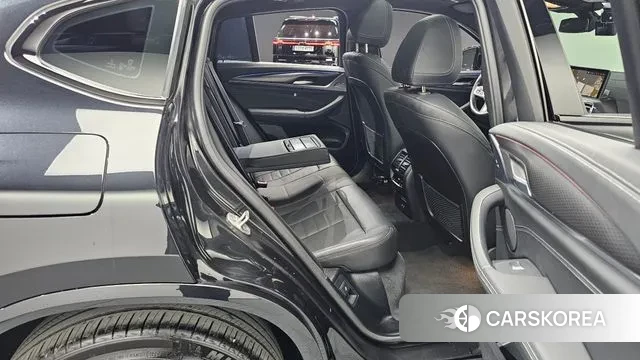 BMW X4 (G02) 2022 Черный из Кореи, фото 3