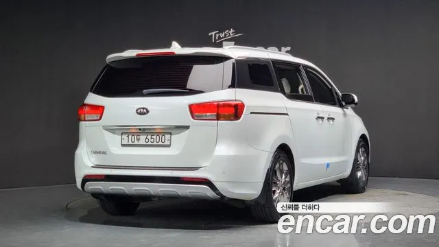 Kia All New Carnival 2018 Белый из Кореи, фото 3