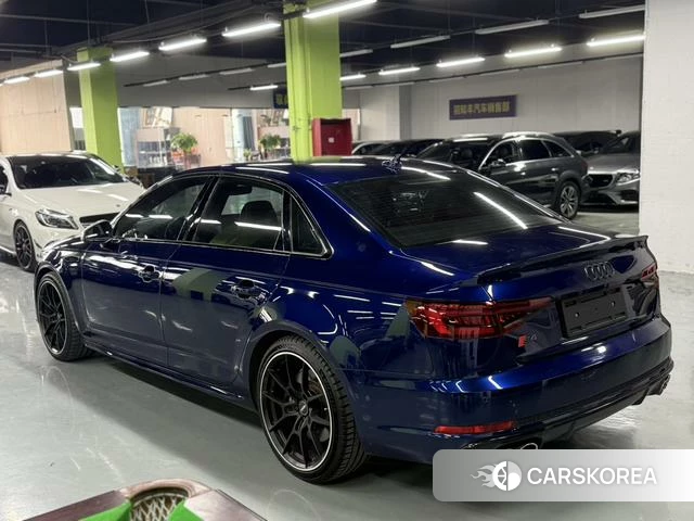 Audi S4 2019 Синий из Китая, фото 3
