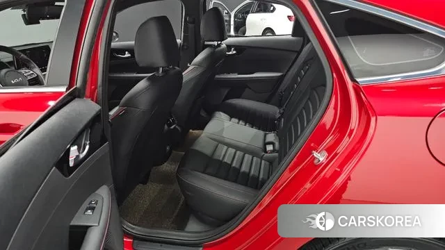 Kia The New K3 2nd generation 2022 Красный из Кореи, фото 3