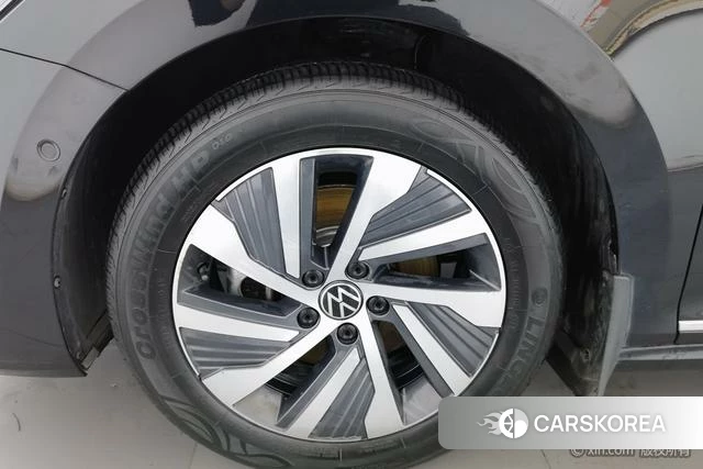 Volkswagen Passat PHEV 2022 Черный из Китая, фото 3
