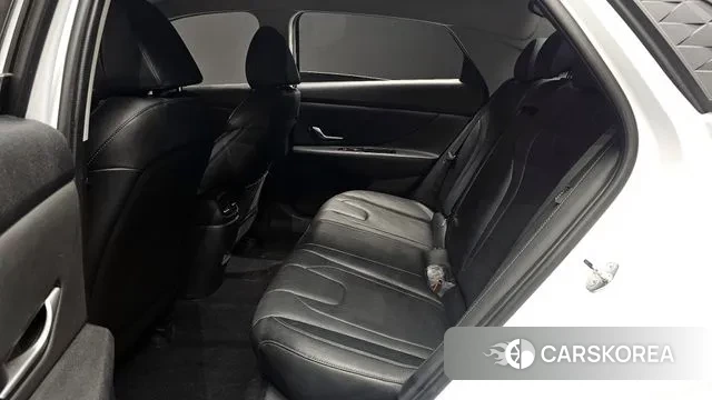 Hyundai The New Avante (CN7) 2023 Белый из Кореи, фото 3