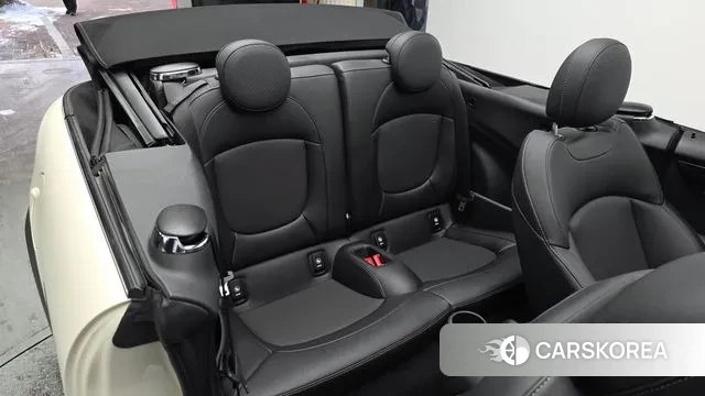 Mini Cooper Convertible 2021 Жемчужный цвет из Кореи, фото 3