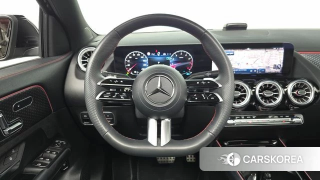Mercedes-Benz GLA - Class H247 2025 Черный из Кореи, фото 3