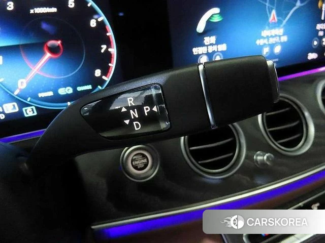 Mercedes-Benz E-Class W213 2021 Белый из Кореи, фото 3