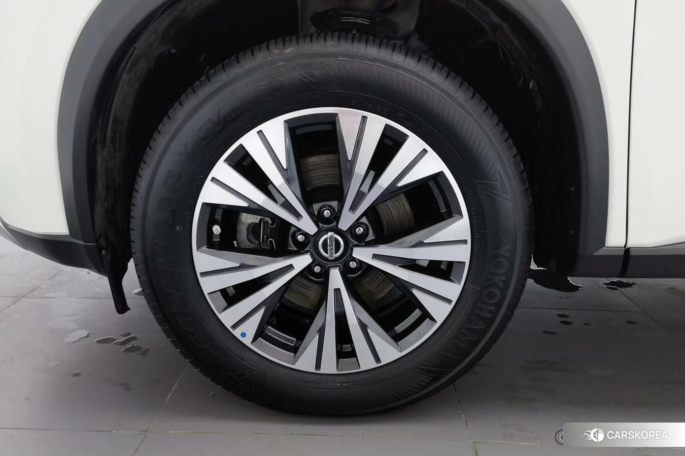 Nissan Qijun 2021 Белый из Китая, фото 3