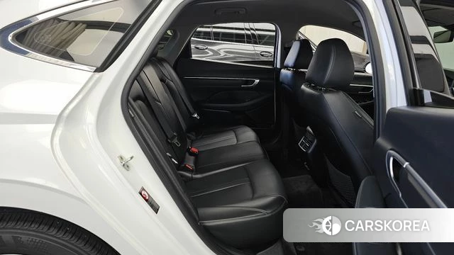 Hyundai Sonata (DN8) 2021 Белый из Кореи, фото 3
