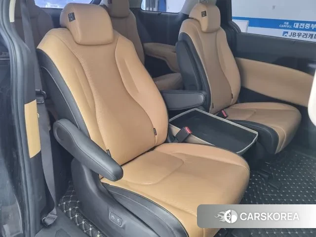 Kia Carnival 4th generation 2021 Серый из Кореи, фото 3