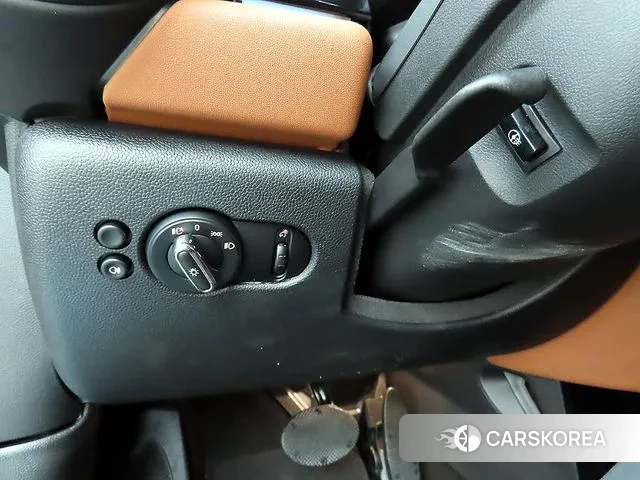 Mini Cooper S 2024 Зеленый из Кореи, фото 3