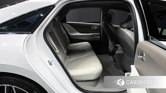 Hyundai Ionic 6 2023 Белый из Кореи, фото 3