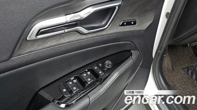 Kia Sportage 5th Generation Hybrid 2024 Белый из Кореи, фото 3