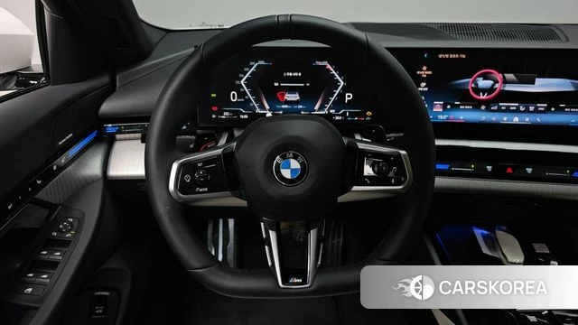 BMW 5 Series (G60) 2024 Белый из Кореи, фото 3